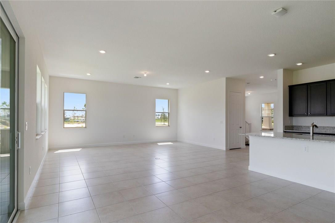 19535 Split Rail Run Loxahatchee, FL 33470 - Photo 8 of 25 Photo 8