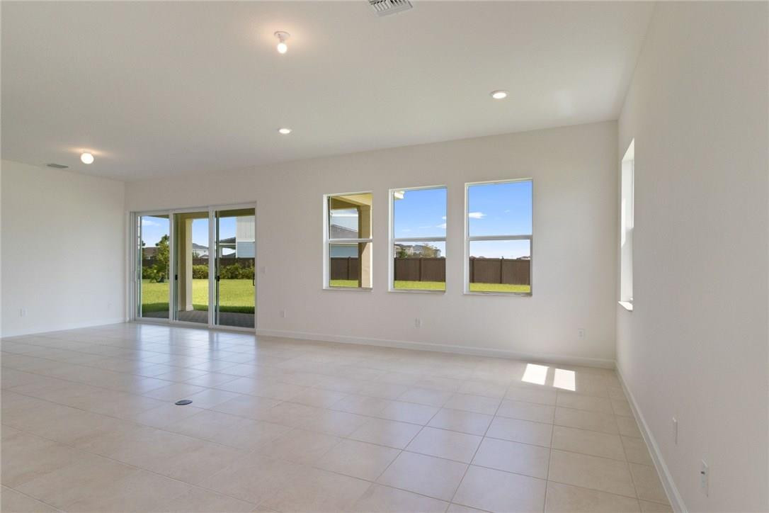 19535 Split Rail Run Loxahatchee, FL 33470 - Photo 9 of 25 Photo 9