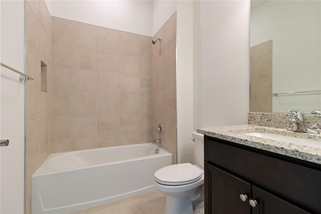 19535 Split Rail Run Loxahatchee, FL 33470 - Photo 10 of 25 Photo 10