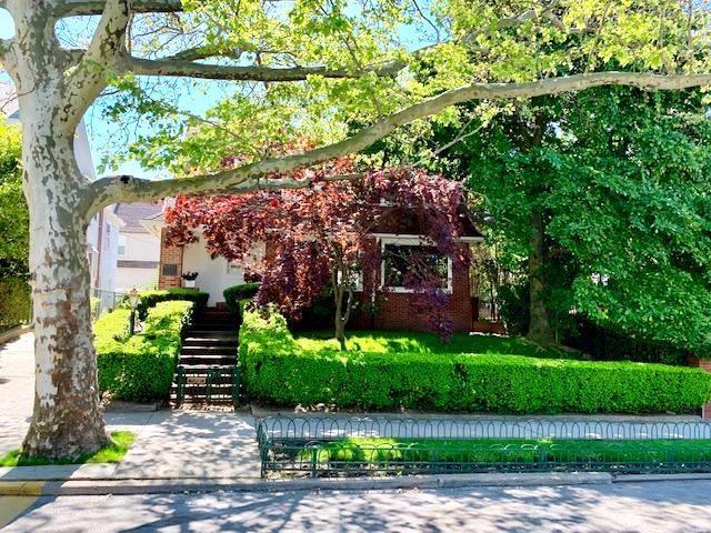 7609 Ridge Boulevard Brooklyn, NY 11209 - Photo 1 of 3 Gallery Image 1