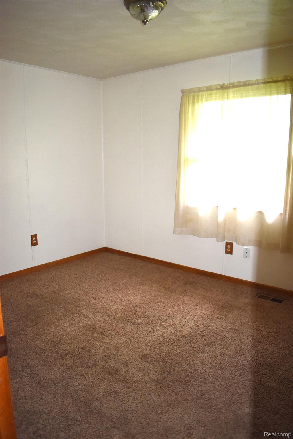 9353 Van Buren Road Fowlerville, MI 48836 - Photo 8 of 26 Gallery Image 8