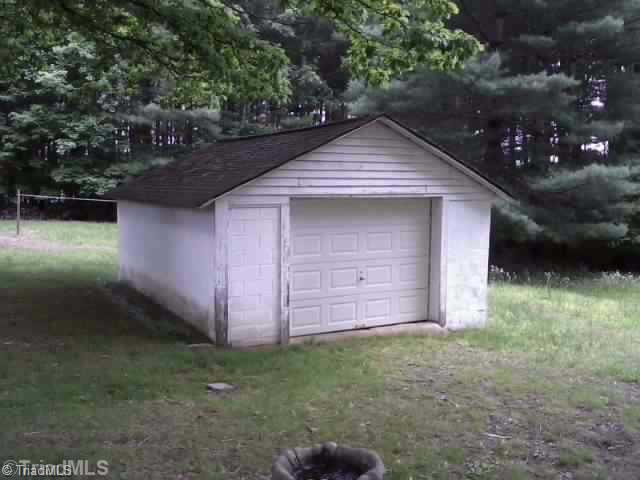 564 Little Elkin Church Road Ronda, NC 28670 - Photo 5 of 7 Storage.