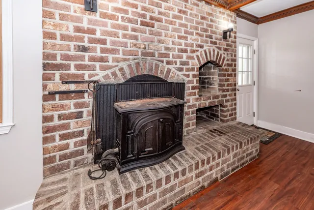 $2,800 | 1240 Oakcrest Drive, Charleston, SC 29412