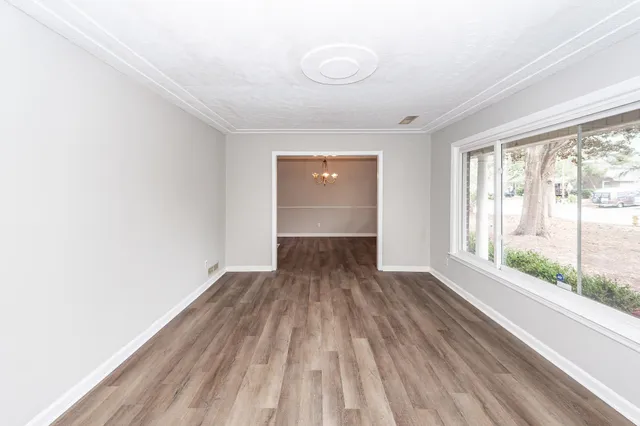 $2,800 | 1240 Oakcrest Drive, Charleston, SC 29412