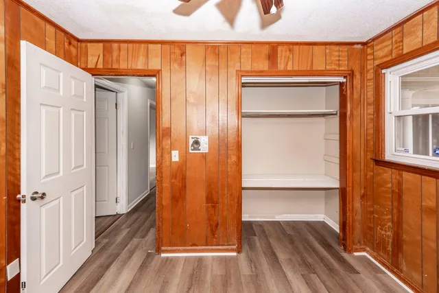 $2,800 | 1240 Oakcrest Drive, Charleston, SC 29412