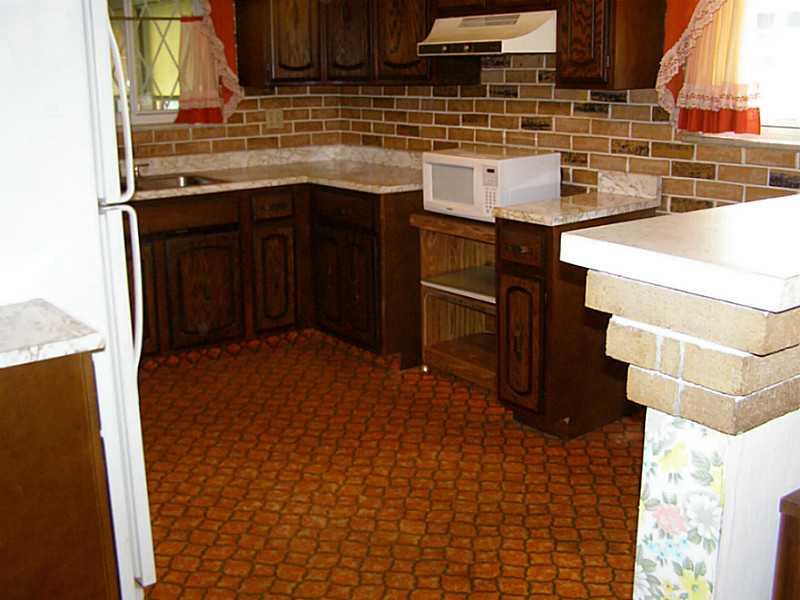 144 Murrysville Road Level Green, PA 15085 - Photo 10 of 25 Kitchen.