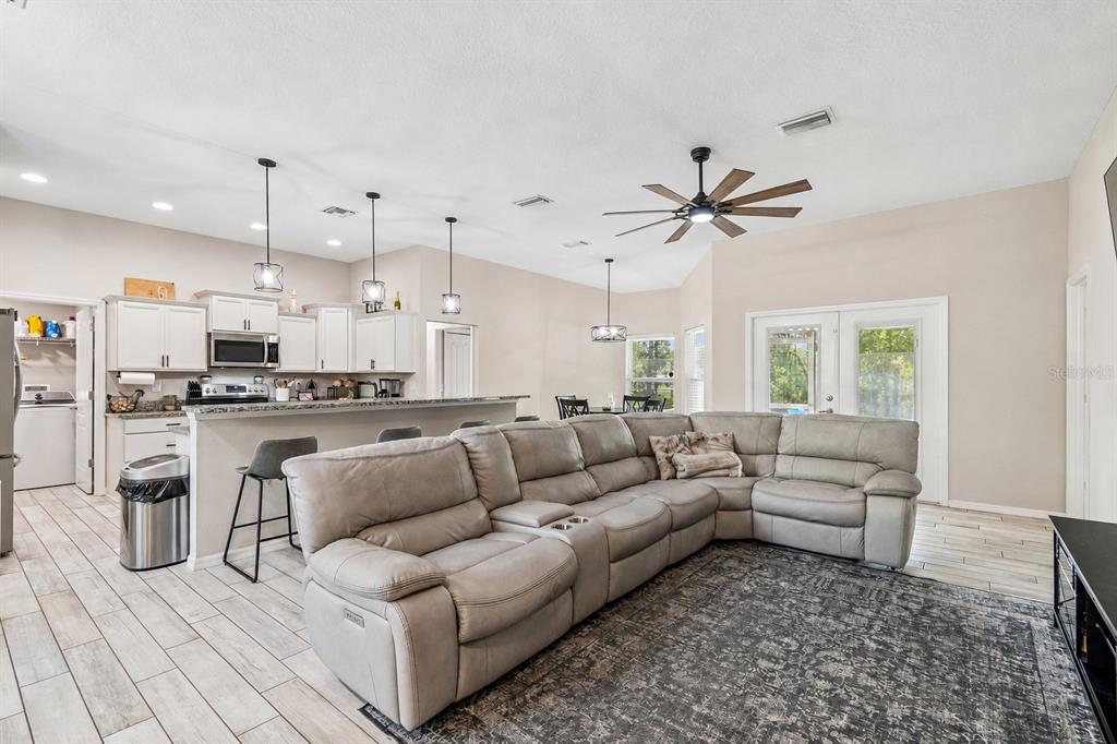 15476 Mulhatton Road Weeki Wachee, FL 34614 - Photo 3 of 26