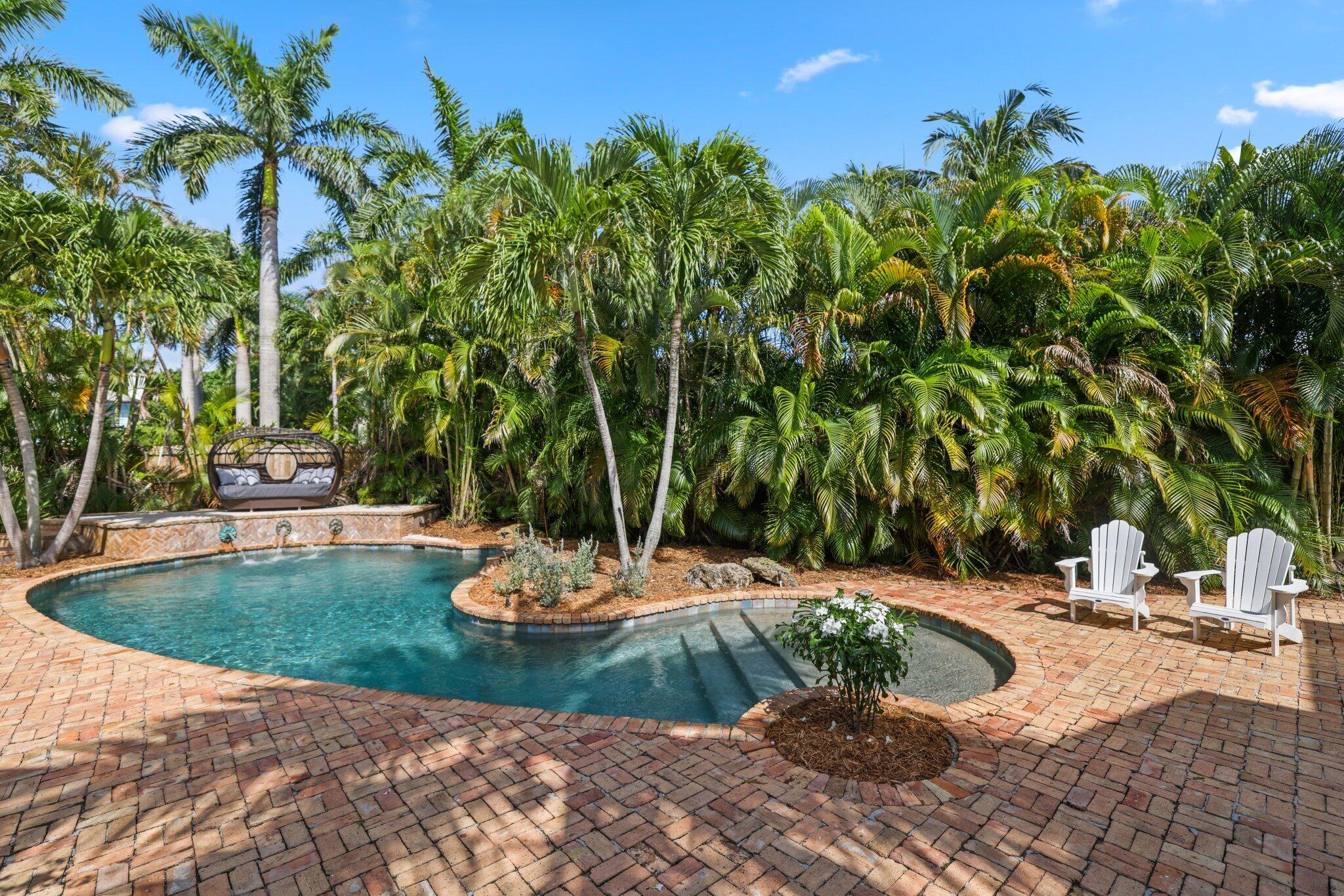 920 Hibiscus Lane Delray Beach, FL 33444 - Photo 14 of 39 Pool