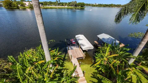 $7,500,000 | 920 Hibiscus Lane, Delray Beach, FL 33444