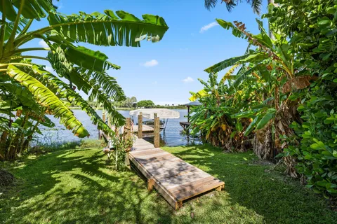 $7,500,000 | 920 Hibiscus Lane, Delray Beach, FL 33444