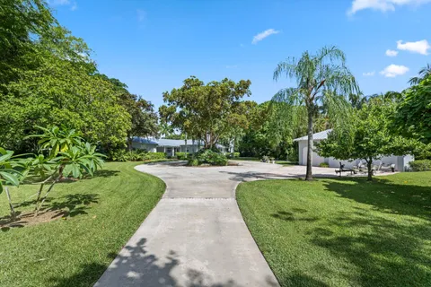 $7,500,000 | 920 Hibiscus Lane, Delray Beach, FL 33444