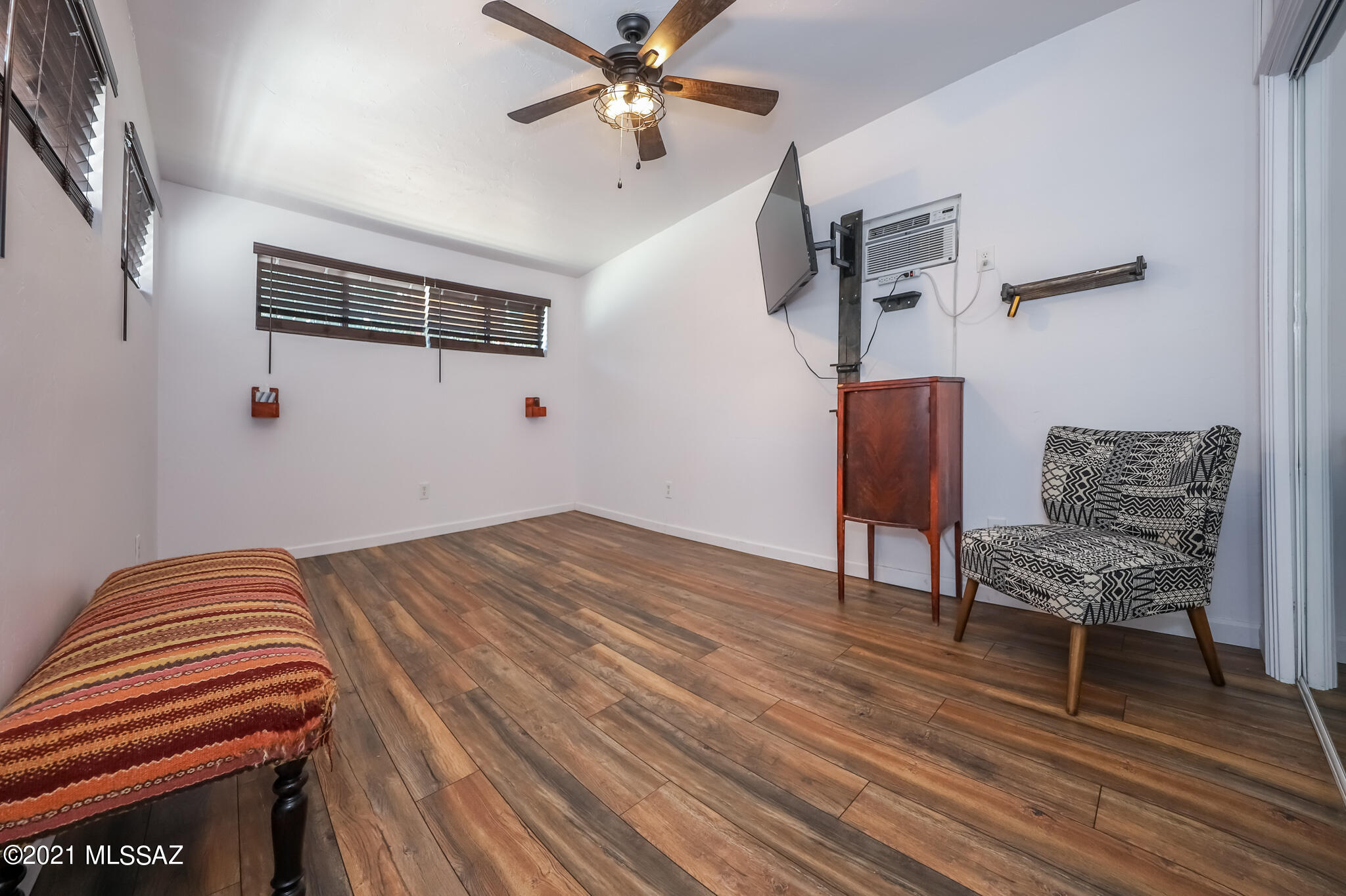 2004 East Spring Street Tucson, AZ 85719 - Photo 20 of 26 Gallery Image 20