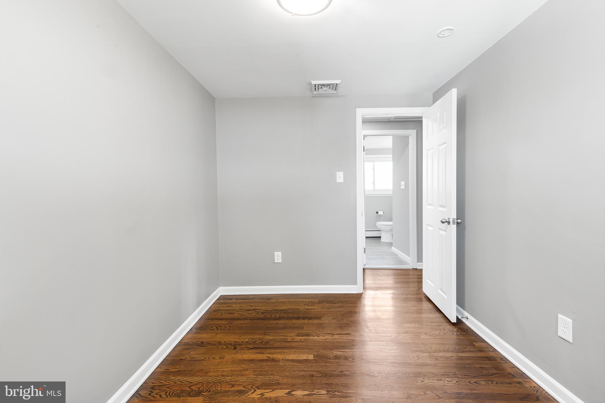 1520 Nevarc Road Warminster, PA 18974 - Photo 31 of 42 Gallery Image 31