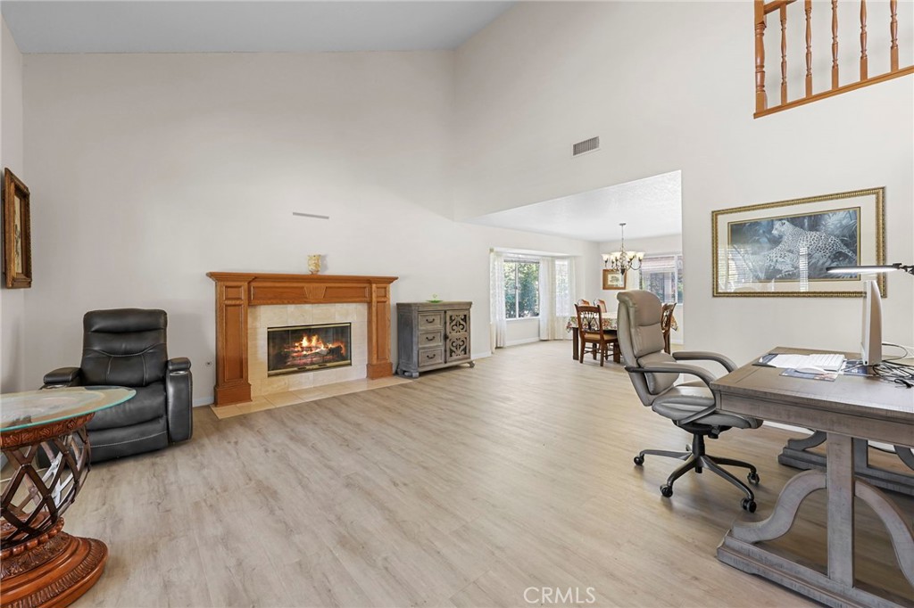 1657 Southport Drive Riverside, CA 92506 - Photo 8 of 41 LIVING ROOM/DINING ROOM