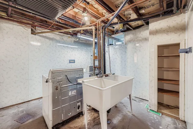 $339,000 | 1118 Marshall Avenue, St. Paul, MN 55104