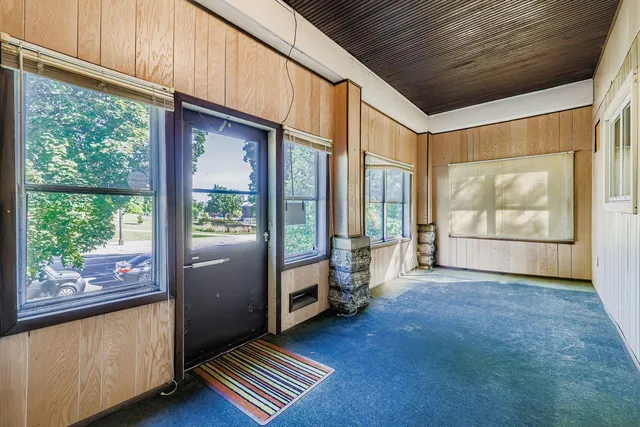 $339,000 | 1118 Marshall Avenue, St. Paul, MN 55104