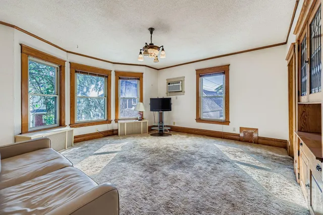 $339,000 | 1118 Marshall Avenue, St. Paul, MN 55104