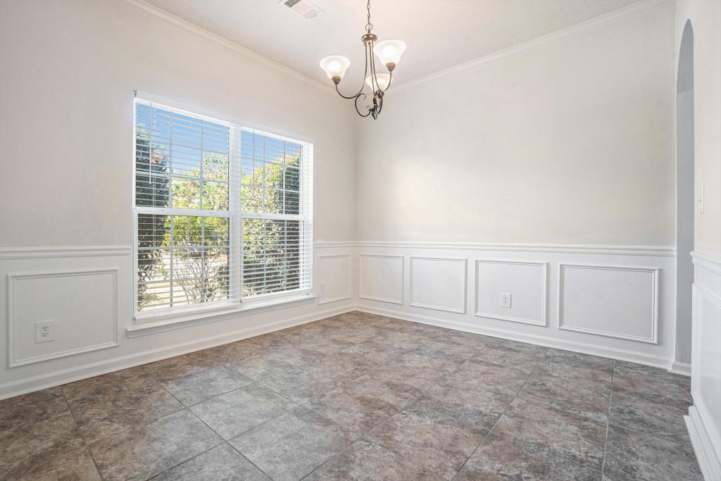 2320 Polaris Way Southwest Atlanta, GA 30331 - Photo 9 of 36