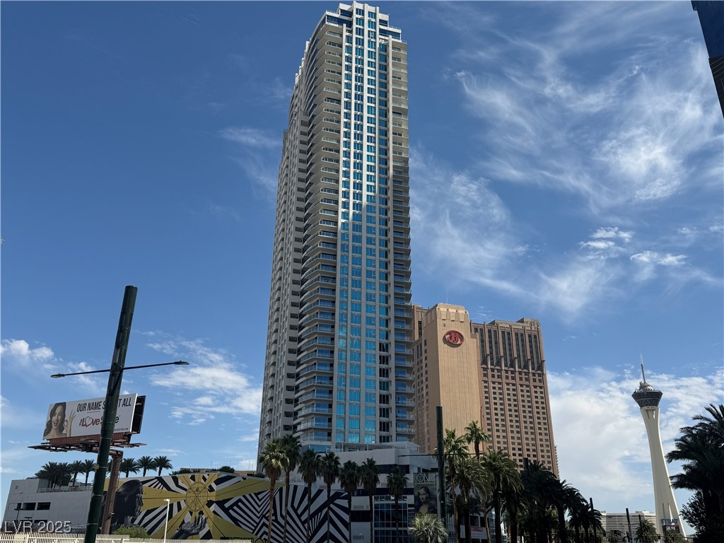 2700 South Las Vegas Blvd Unit 2811  