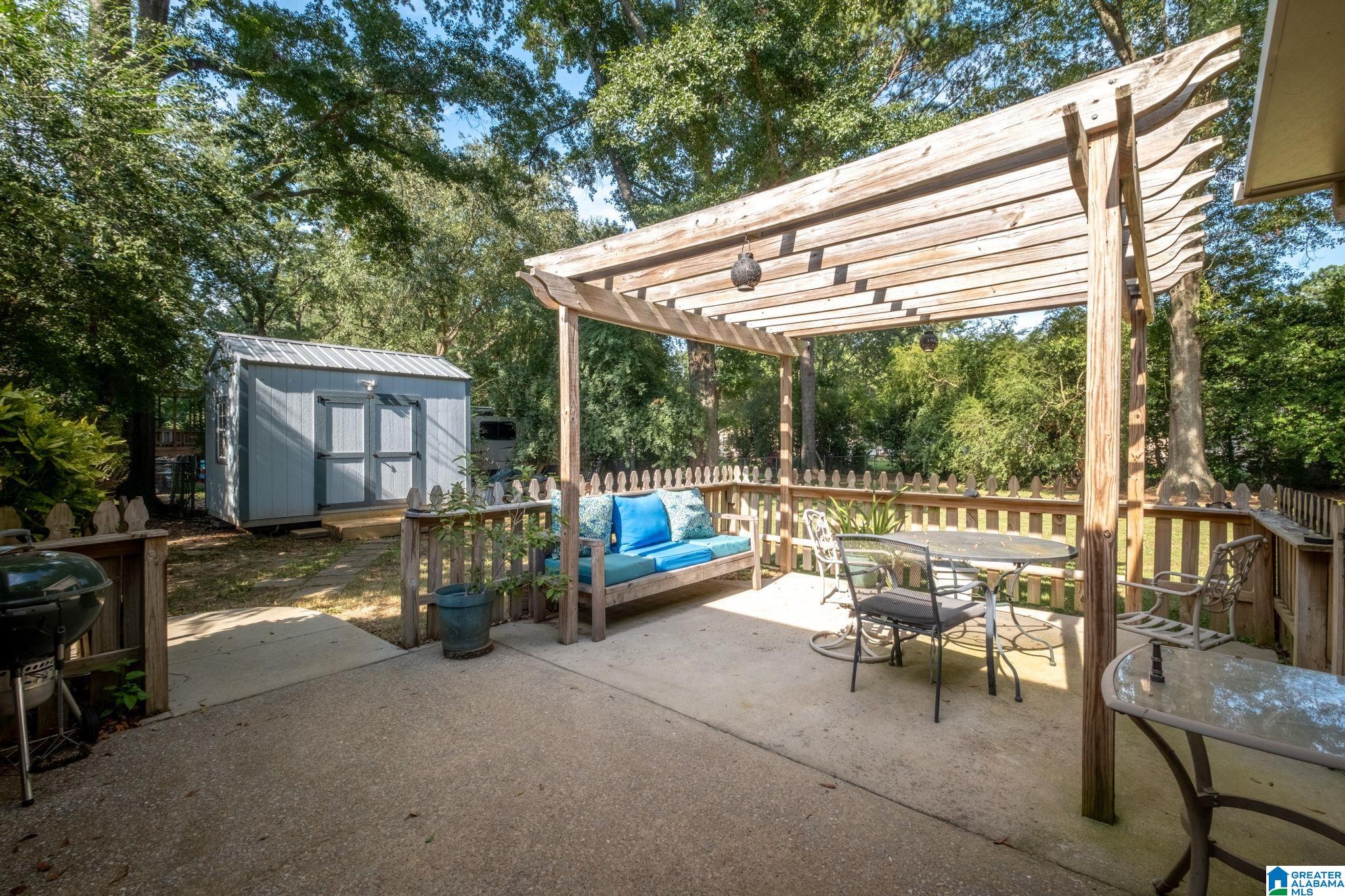 105 Yellowhammer Circle Alabaster, AL 35007 - Photo 33 of 47