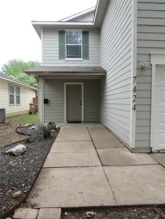 $2,200 | 7424 Aspen Brook Drive, Austin, TX 78744