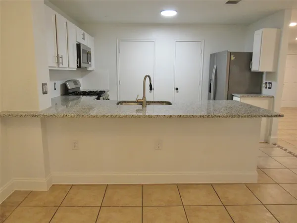 $2,200 | 7424 Aspen Brook Drive, Austin, TX 78744