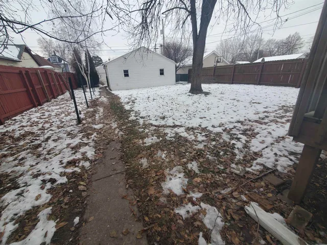 $65,000 | 1517 32nd Street, Rock Island, IL 61201