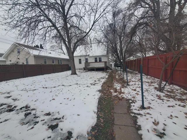 $65,000 | 1517 32nd Street, Rock Island, IL 61201