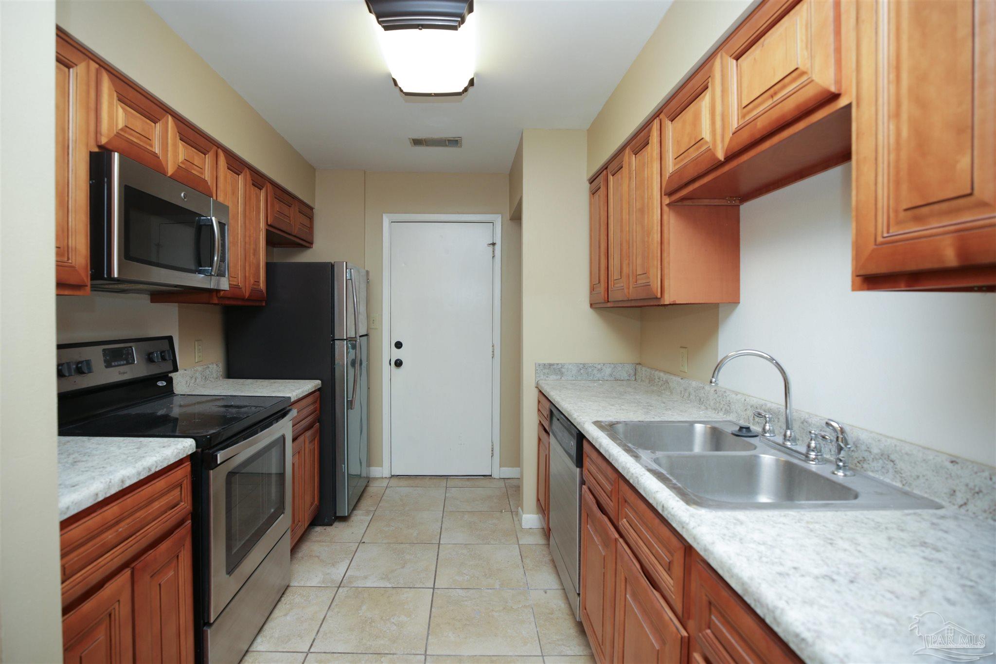 7150 Plantation Road, Unit 312 Pensacola, FL 32504 - Photo 17 of 23