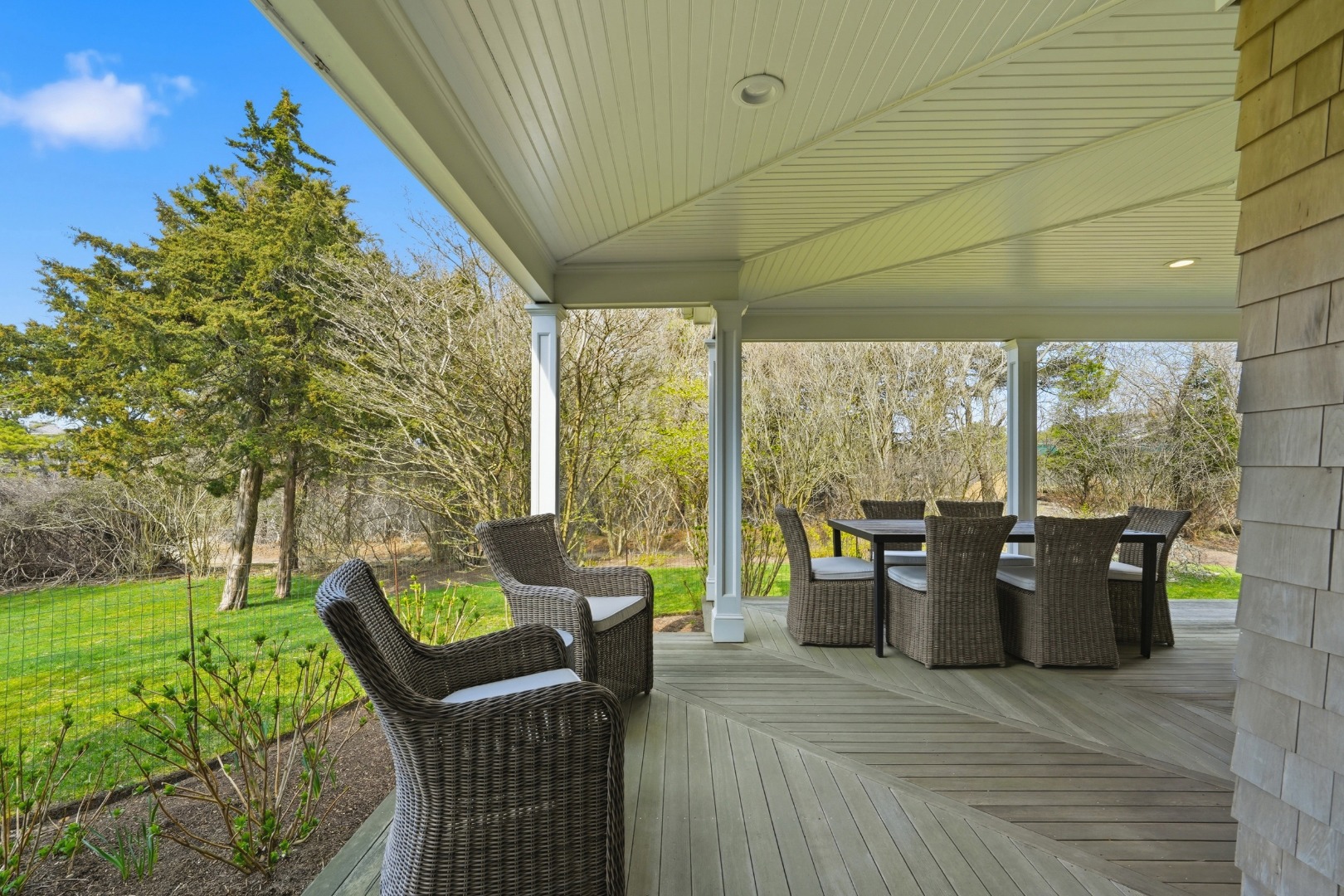 6 Sandwich Road Nantucket, MA 02554 - Photo 3 of 43