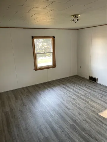 $203,500 | 21446-700 County Road 700 East, Sheffield, IL 61361