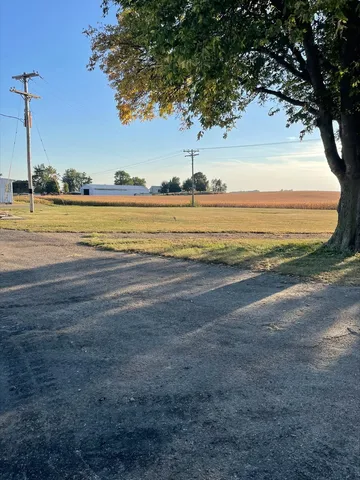 $203,500 | 21446-700 County Road 700 East, Sheffield, IL 61361