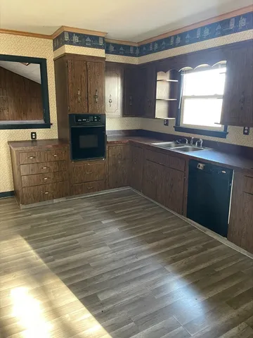 $203,500 | 21446-700 County Road 700 East, Sheffield, IL 61361