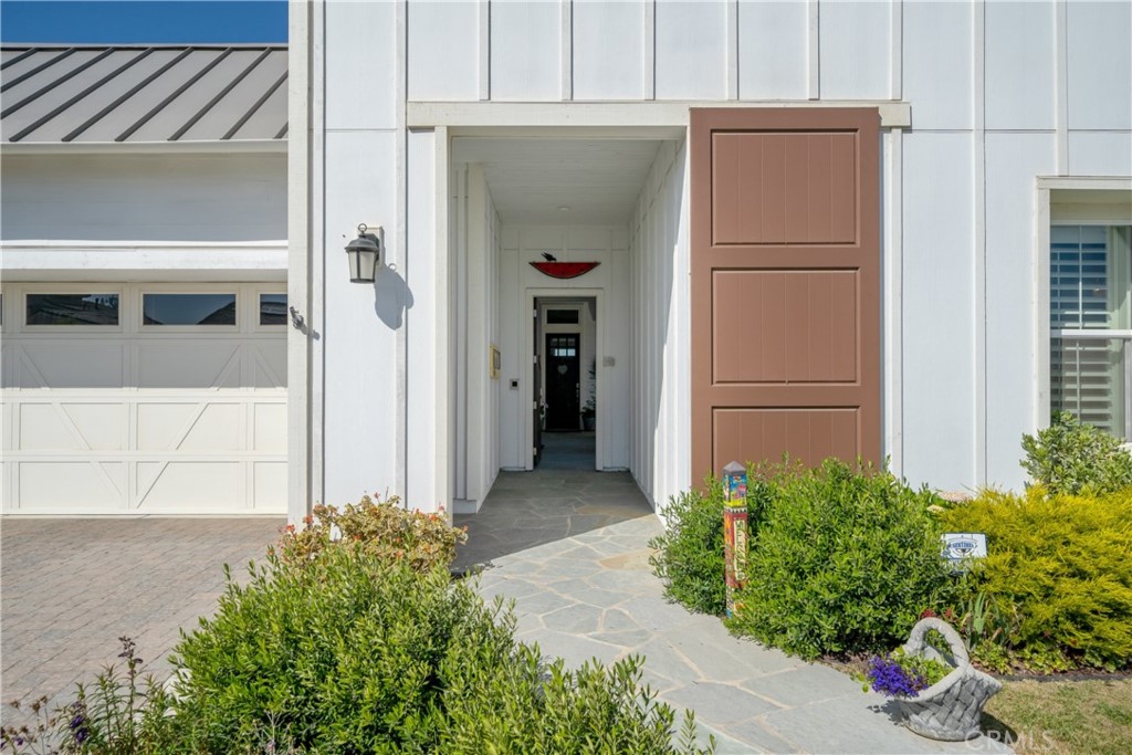 1594 Eucalyptus Road Nipomo, CA 93444 - Photo 4 of 75 a view of a entryway of the house