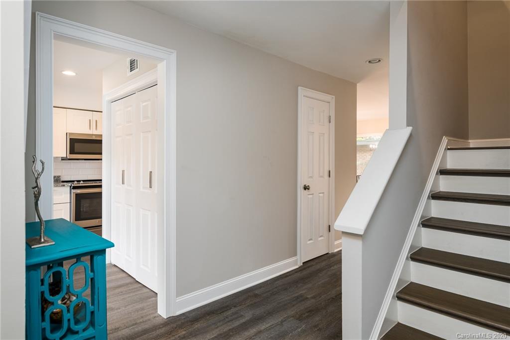 5809 Sharon Road, Unit E Charlotte, NC 28210 - Photo 21 of 48 Gallery Image 21