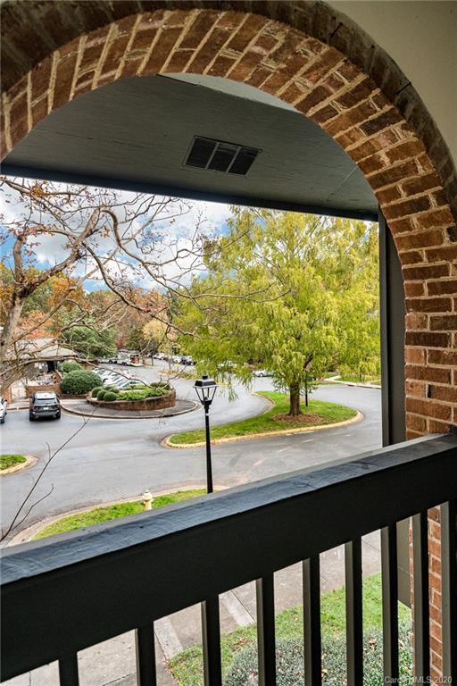 5809 Sharon Road, Unit E Charlotte, NC 28210 - Photo 28 of 48 Gallery Image 28
