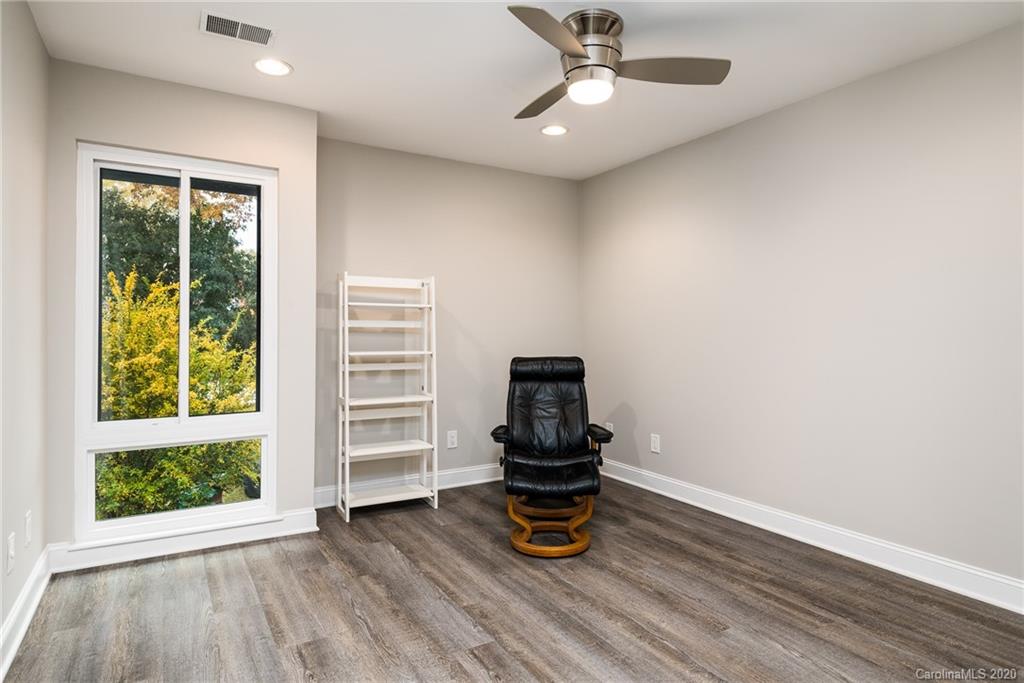 5809 Sharon Road, Unit E Charlotte, NC 28210 - Photo 30 of 48 Gallery Image 30