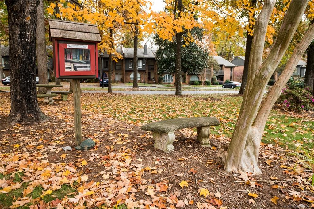 5809 Sharon Road, Unit E Charlotte, NC 28210 - Photo 42 of 48 Gallery Image 42