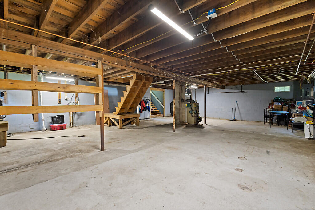 211 Dinsmore Road Sidney, ME 04330 - Photo 31 of 38 26_BP5A6880_DxO_mls