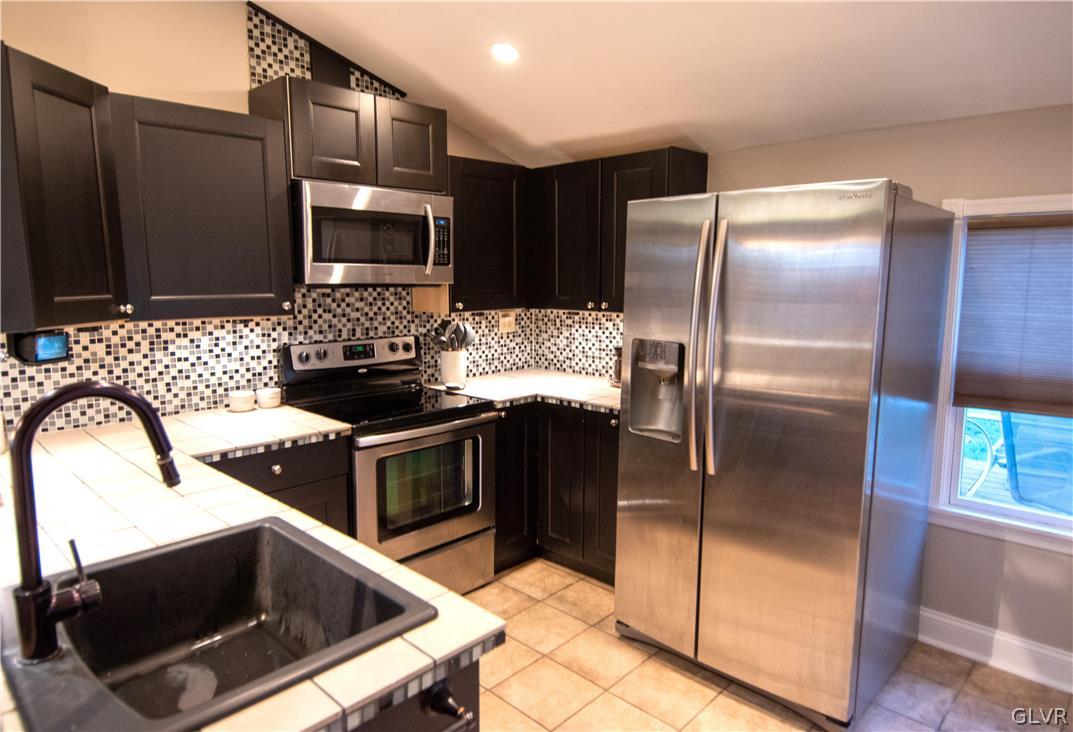 4282 Howertown Road Northampton, PA 18067 - Photo 10 of 27 Gallery Image 10
