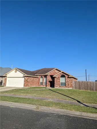 $2,125 | 3001 South Fork Drive, Corpus Christi, TX 78414