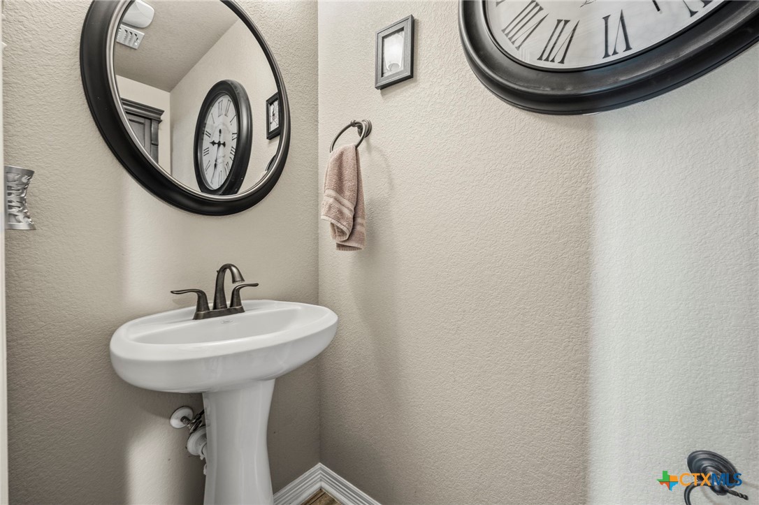 166 Mountain Rose Road Belton, TX 76513 - Photo 16 of 37