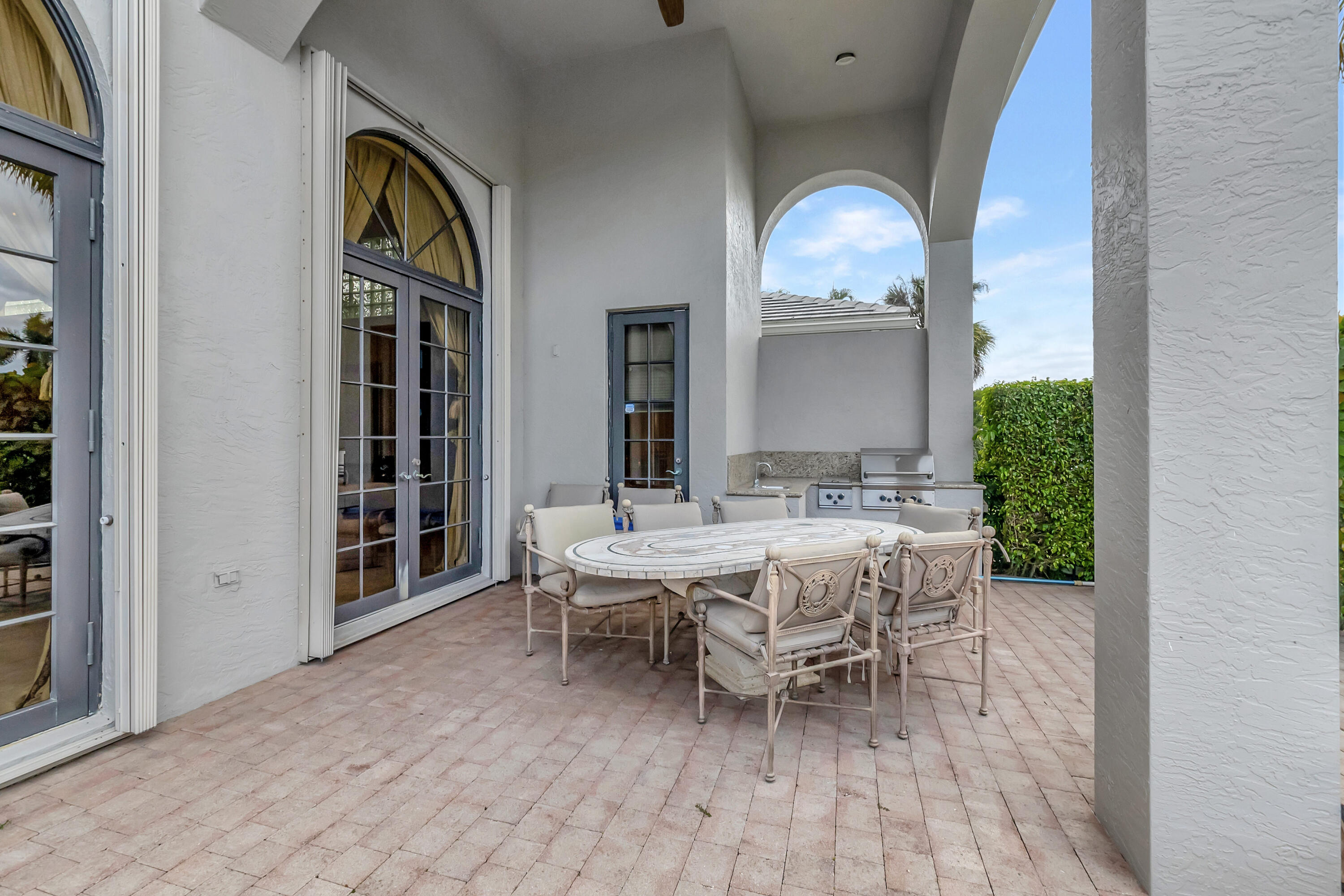 6456 Enclave Way Boca Raton, FL 33496 - Photo 42 of 85 Outside Dining