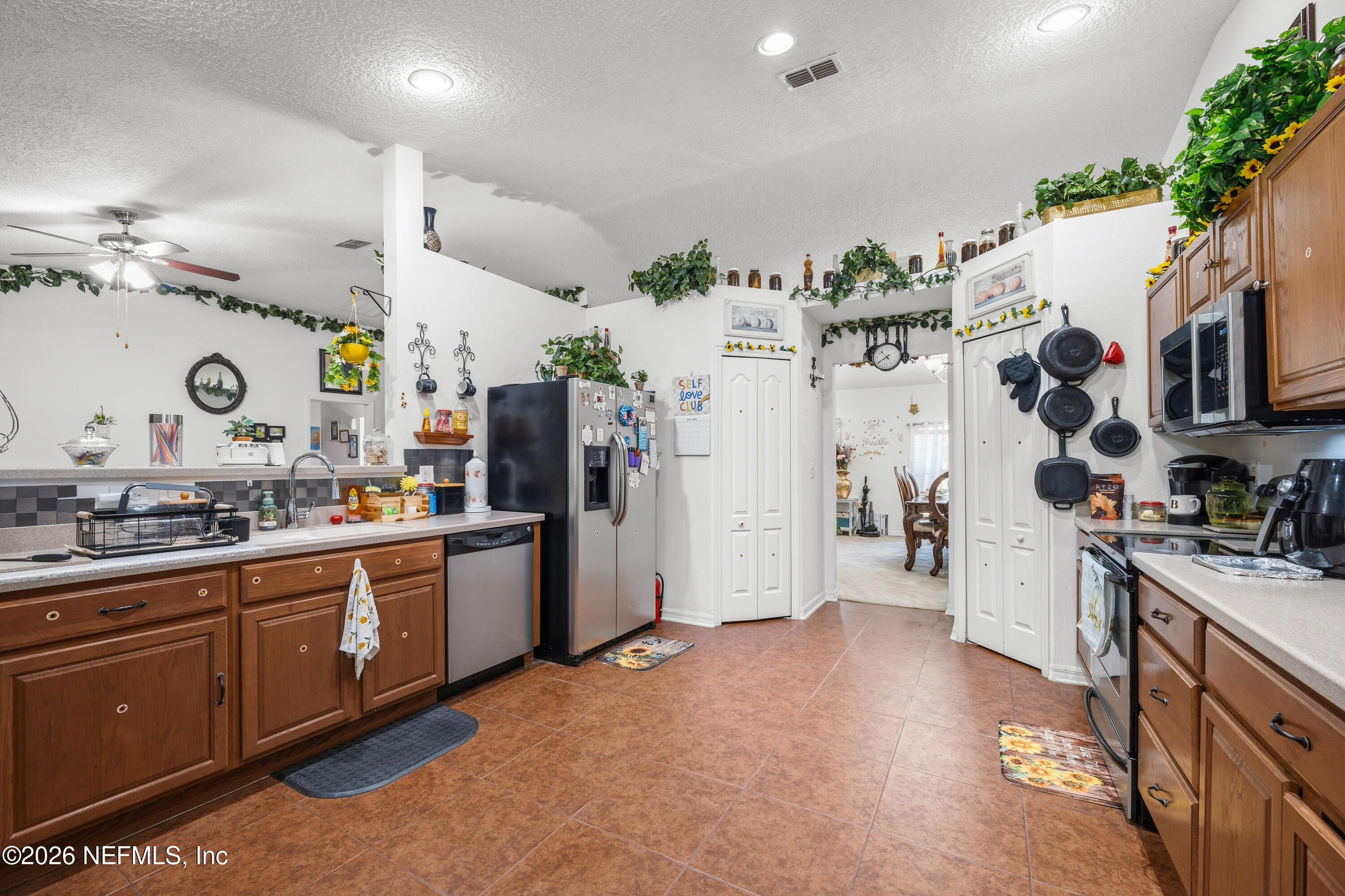 97106 Yorkshire Drive Yulee, FL 32097 - Photo 28 of 53 27 Kitchen