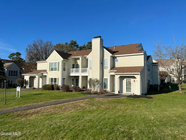 $190,000 | 622 Apex Lane, Troy, NY 12182