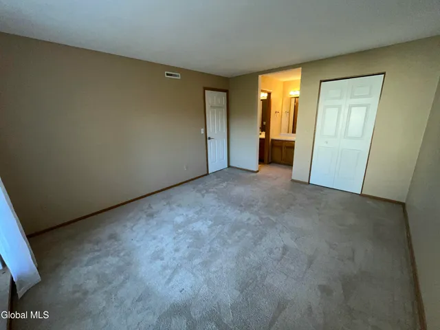 $199,900 | 622 Apex Lane, Troy, NY 12182