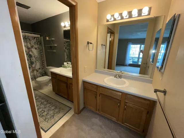 $199,900 | 622 Apex Lane, Troy, NY 12182