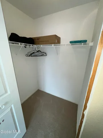 $199,900 | 622 Apex Lane, Troy, NY 12182