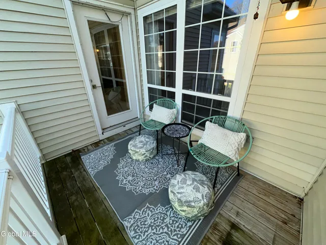 $199,900 | 622 Apex Lane, Troy, NY 12182