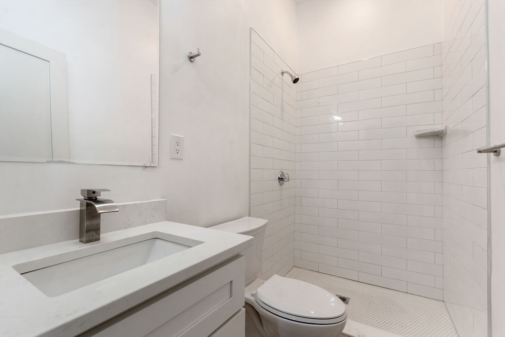 120 Regent Street, Unit 4 Boston, MA 02119 - Photo 10 of 20